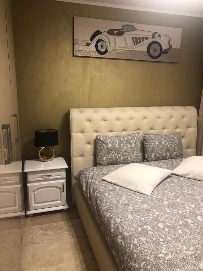 Appartamento Apartament Nicolle Poiana Brasov Esterno foto