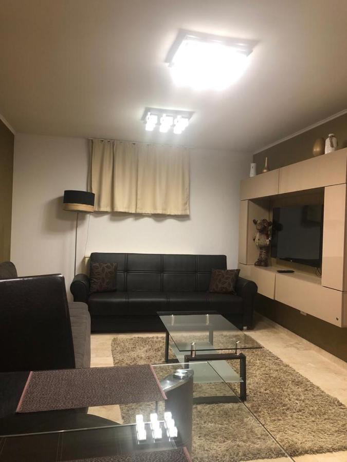 Appartamento Apartament Nicolle Poiana Brasov Esterno foto
