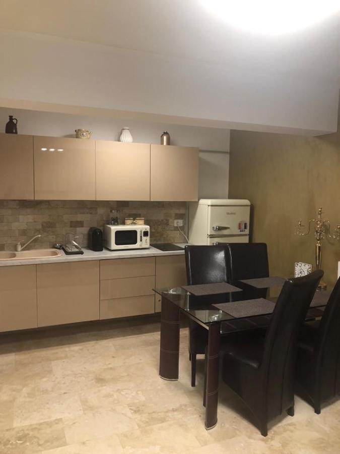 Appartamento Apartament Nicolle Poiana Brasov Esterno foto
